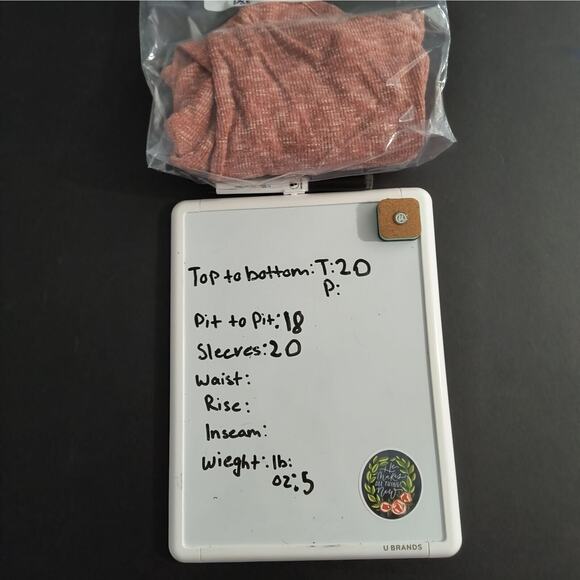 BKE Womens Red Heathered Long Sleeve Scoop Neck T-Shirt Size XS Casual Basic - Picture 5 of 5